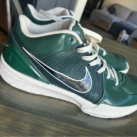 Nike Dark Green High-Top Sneakers - Picture 2 of 8